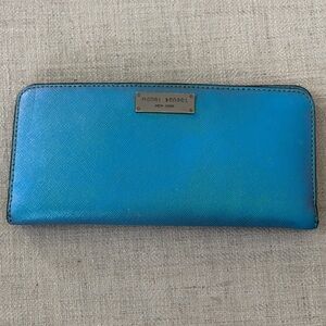Henri Bendel Vibrant Blue Clutch Zippered Inside Credit Card Slots Inside Pocket